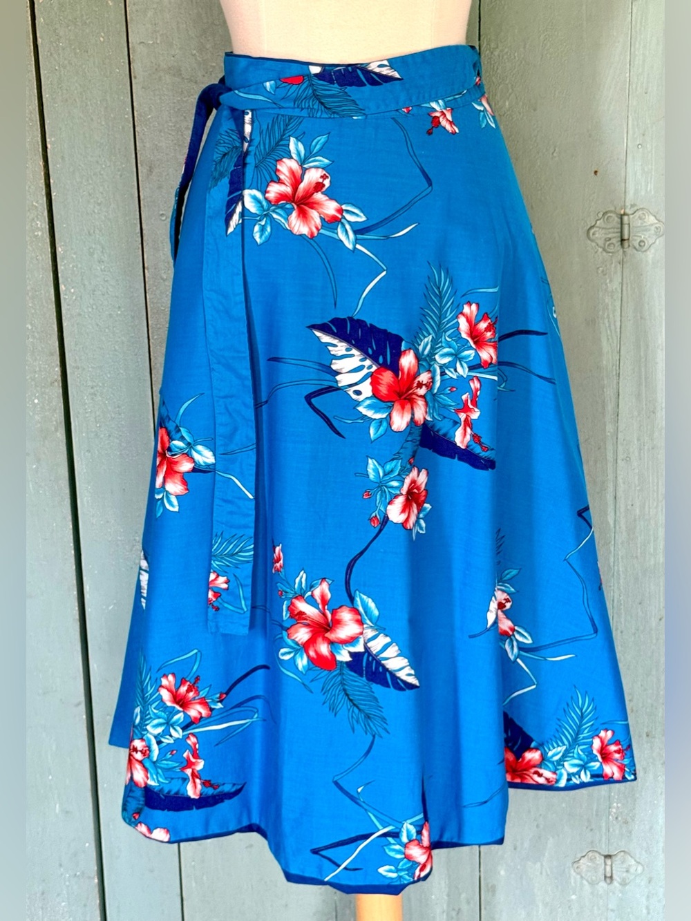VTG 70's  Blue Hawaii Sportswear Midi Wrap Skirt Blue Hibiscus Luau Tiki OneSize